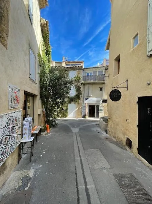 Appartement Duplex Atelier / Coeur De Lourmarin